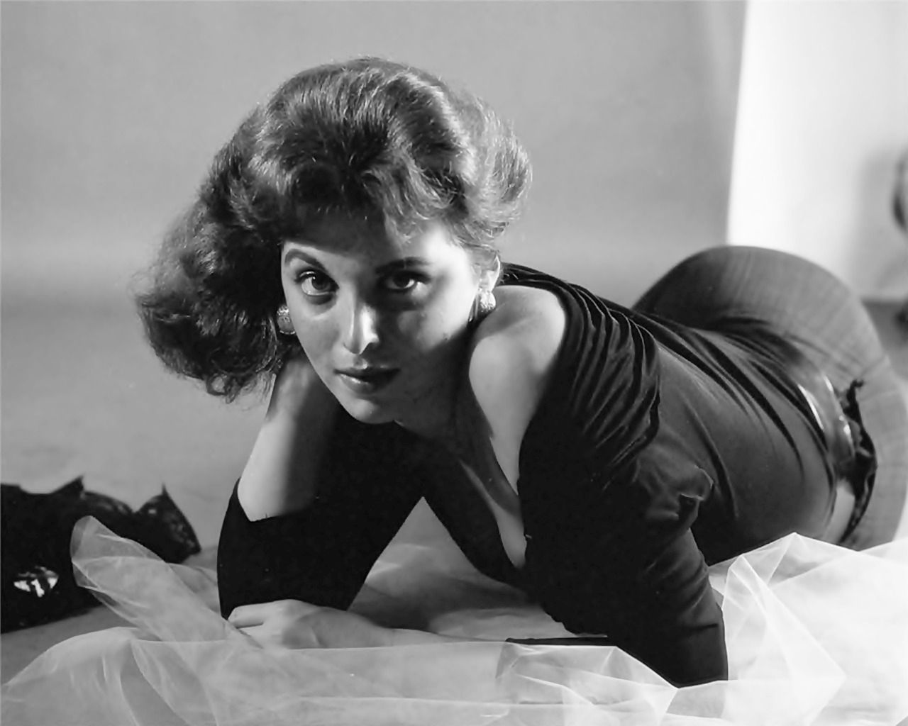 Tina Louise36