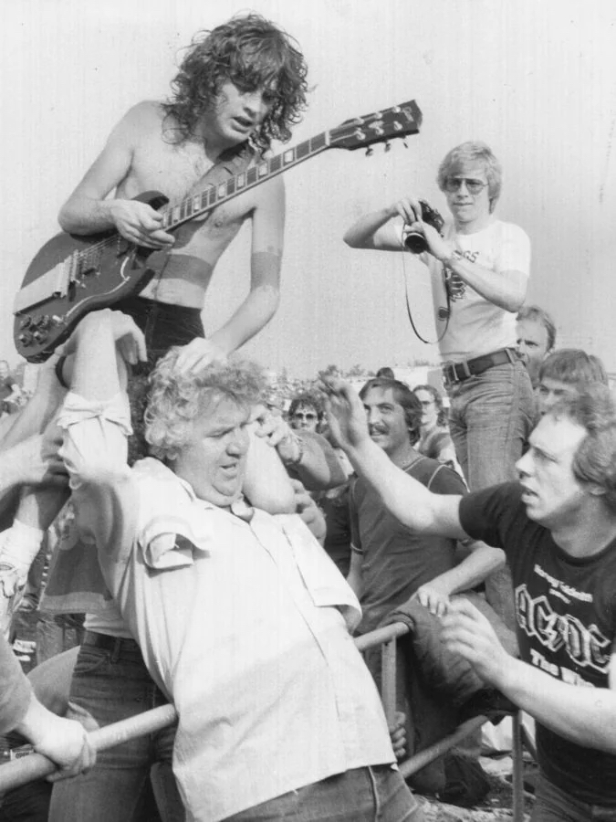 Angus Young13